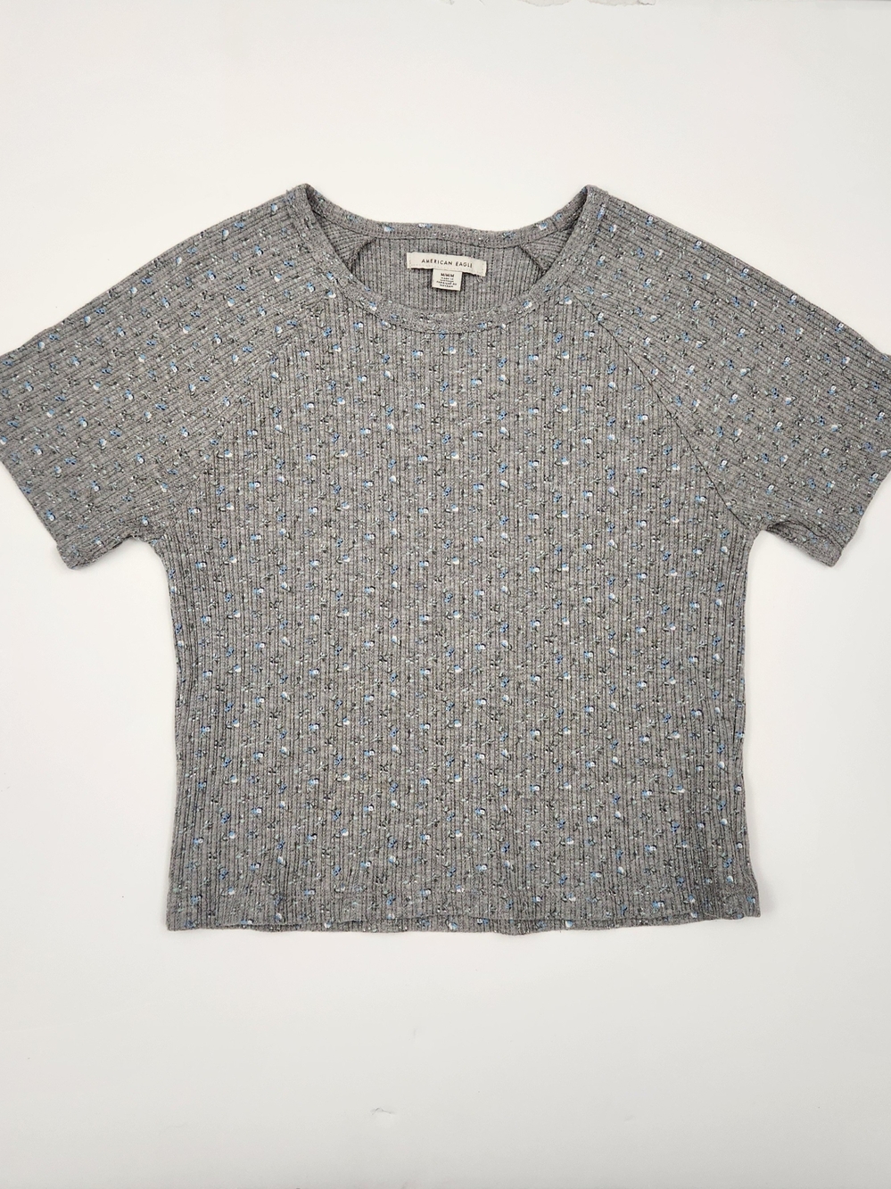 American Eagle Gray Floral Print Baby Tee Size Medium